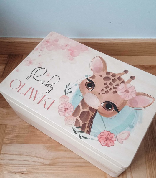 Chrzest - inne SŁODKA ŻYRAFKA personalizowane pudełko kuferek wspomnien chrzest roczek