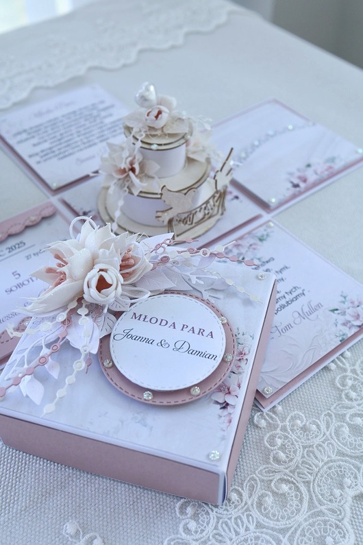 zaproszenia i kartki na ślub Elegancki kartka ślubna personalizowana z niespodzianką