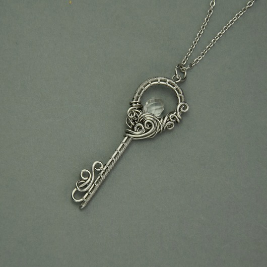 wisiory Wisiorek klucz kryształ górski wire wrapping kluczyk