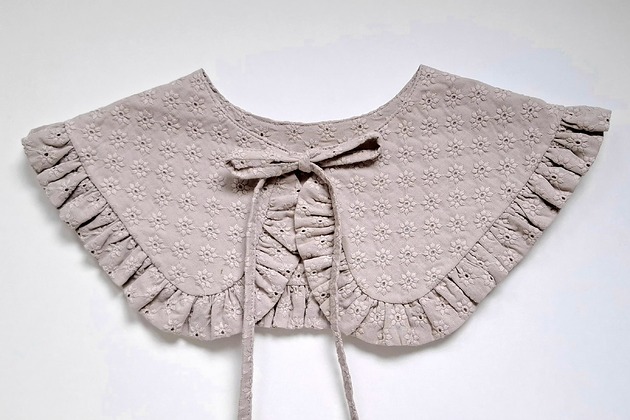 ubrania różne Kołnierzyk  beżowo szary