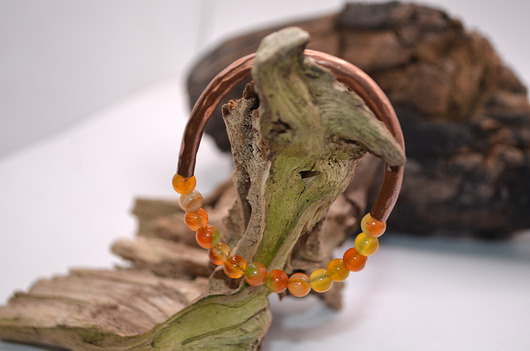 bransoletki - inne Bransoletka miedziana handmade z koralikami: agat