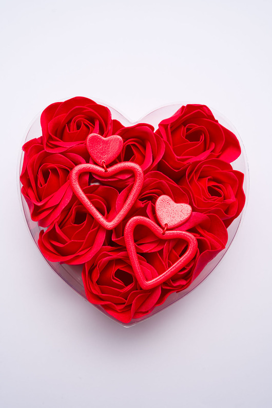 kolczyki z masy plastycznej Wiszące SERCA czerwone