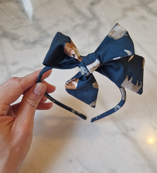 ozdoby do włosów dla dzieci Granatowa opaska z kokardką