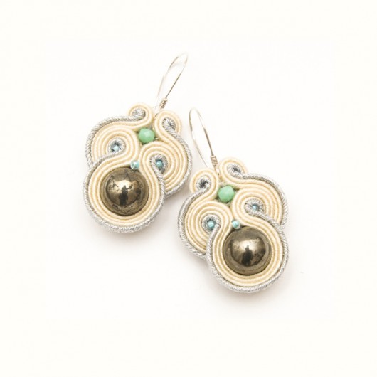 Soutache: kolczyki midi z pirytem maanuela