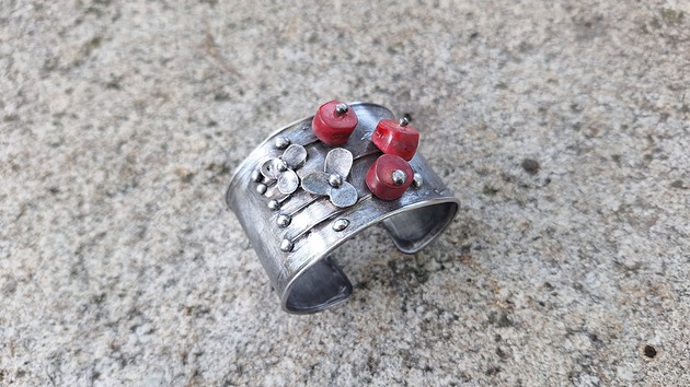 bransoletki wire wrapping Czerwone maki - bransoletka regulowana