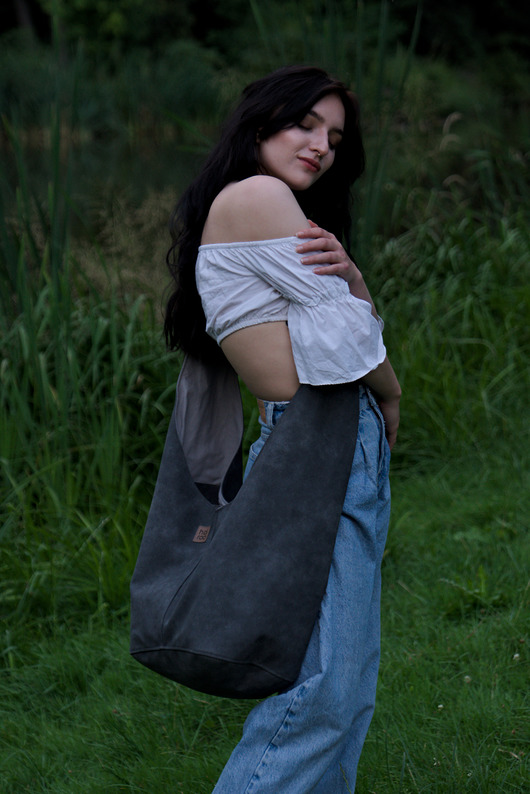 Ciemnoszara torba hobo w stylu boho / vegan hairoo