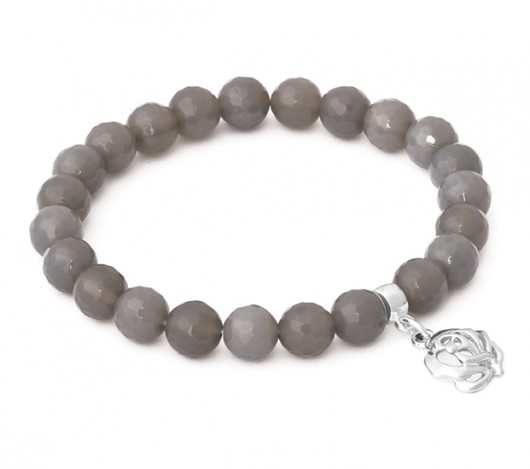 Gray agate with rose pendant. Lavoga