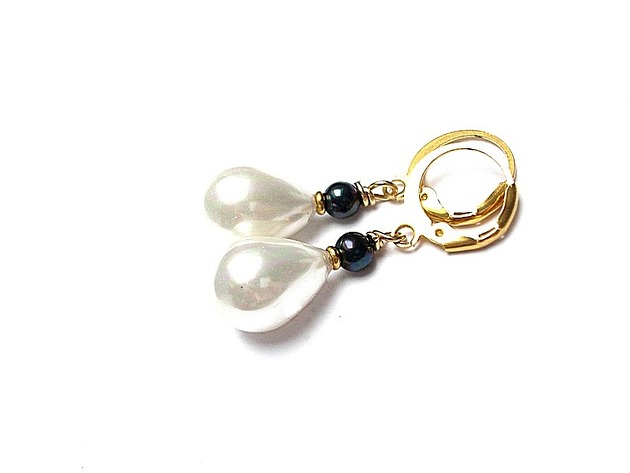 Kolczyki pozłacane Pearls /white / perły naturalne vol. 7 KiKa pracownia