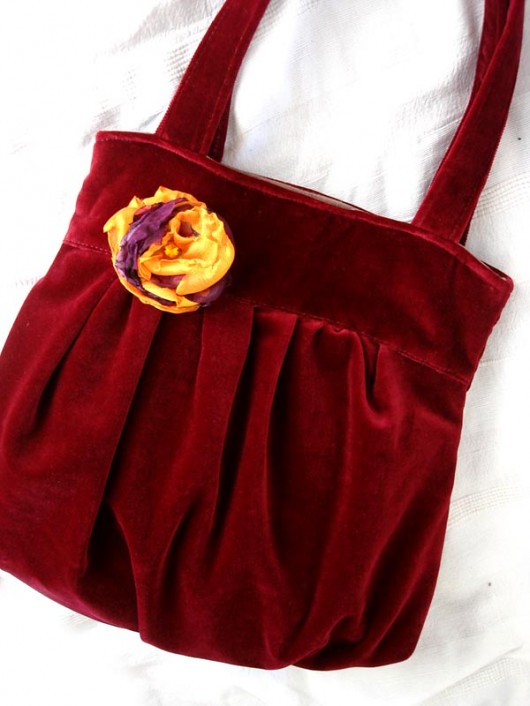 torebka Deep wine with Brooch AvA