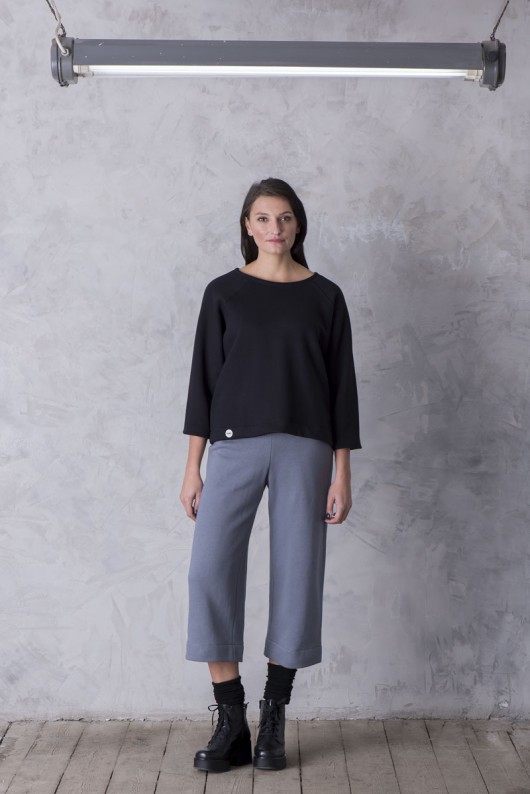 bluza MINIMAL PLUS czarna NiMt