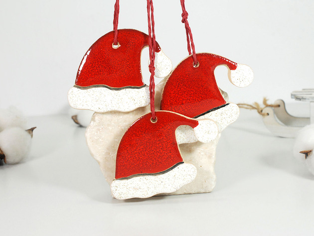 ozdoby choinkowe Ceramiczne czapeczki Mikołaja ozdoby ceramiczne