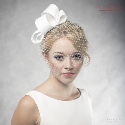 Ślubny jedwabny fascynator z woalką na twarz BOZKA Luxury Handmade