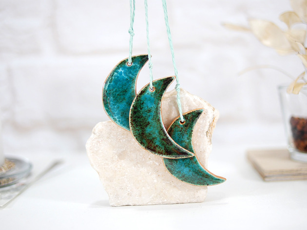 Ozdoby na ścianę Turkusowe  księżyce - boho ozdoba ceramiczna
