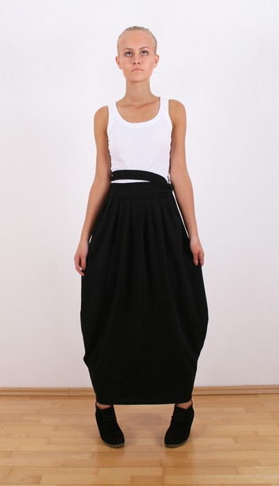 tucked skirt pudu