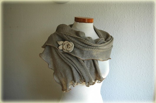 Grey scarf malowane lnem