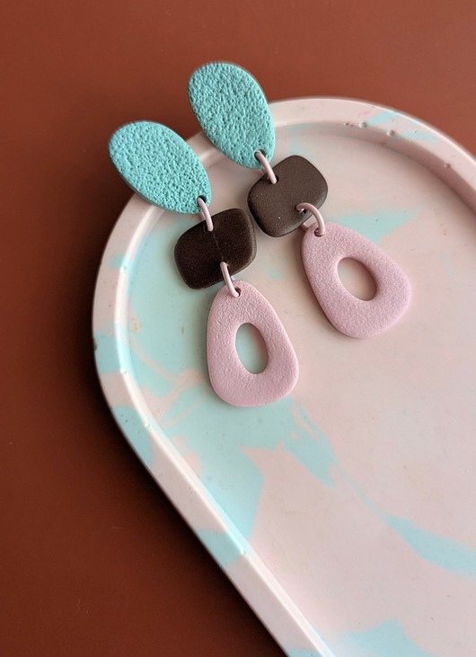 kolczyki z masy plastycznej Kolczyki wiszące pastelowe