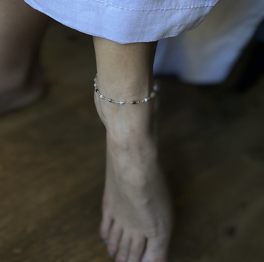 bransoletki na sznurku Delikatność - bransoletka na kostkę