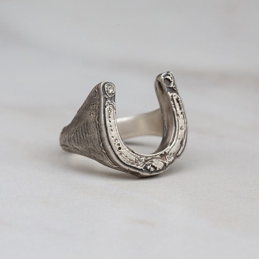 biżuteria męska Srebrny sygnet z podkową 925 