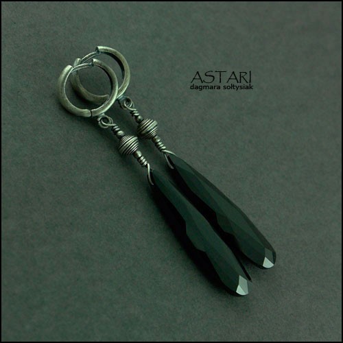 BALI I CYRKONIE - BLACK Astari