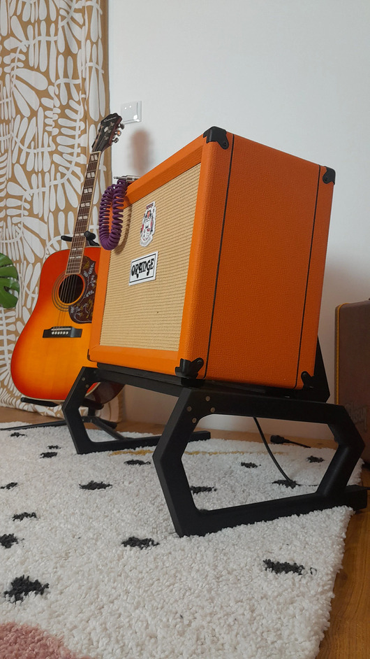 meble - inne Deluxe Black Amp Stand - Drewniany stojak na wzmacniacz gitarowy
