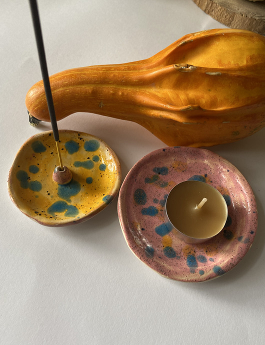 Podstawki pod kadzidełka Podstawka na kadzidełko z talerzykiem