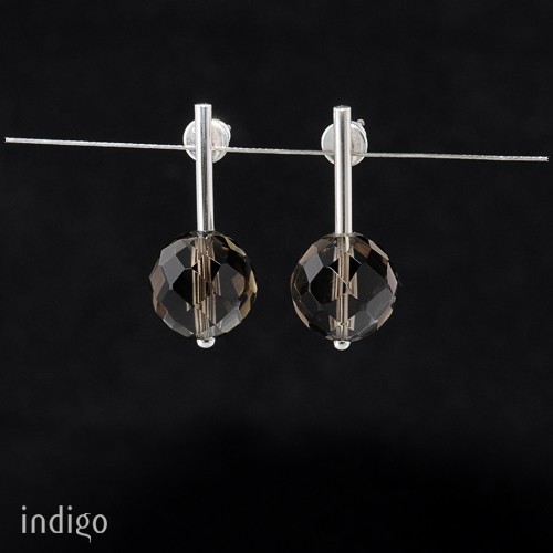 smoky studio INDIGO