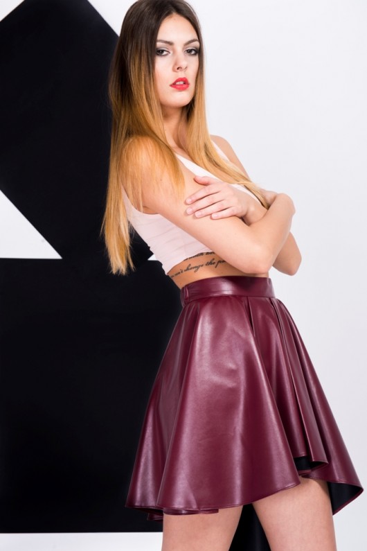 Bordowy ogon LC LUCJA