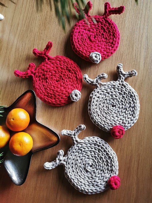 dekoracje świąteczne Bawełniane podkładki pod kubek renifery 4 szt.