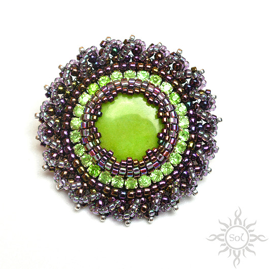 broszki Fleur Violette, broszka z jadeitem, beading, haft