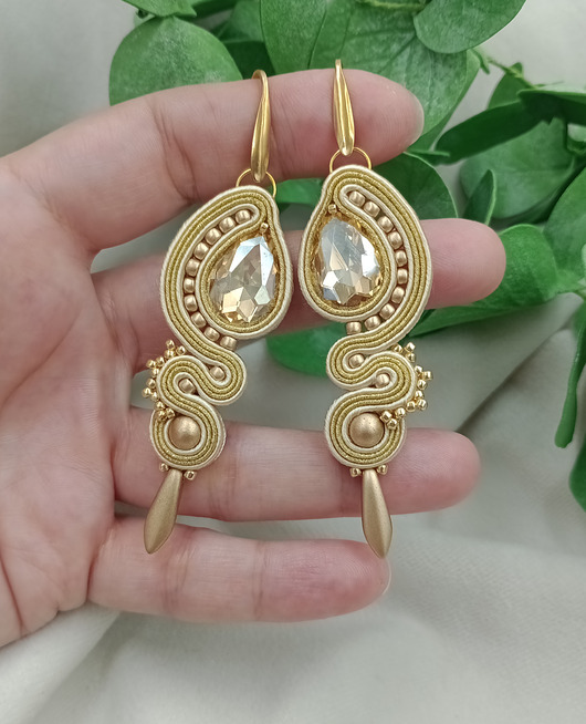kolczyki soutache Długie złote kryształowe kolczyki sutasz na wesele