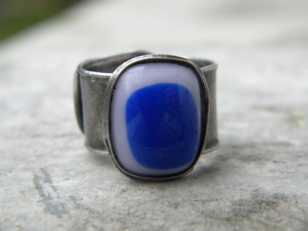 Roman Ancient Ring ;) niebieski  na różu Beata Trotter
