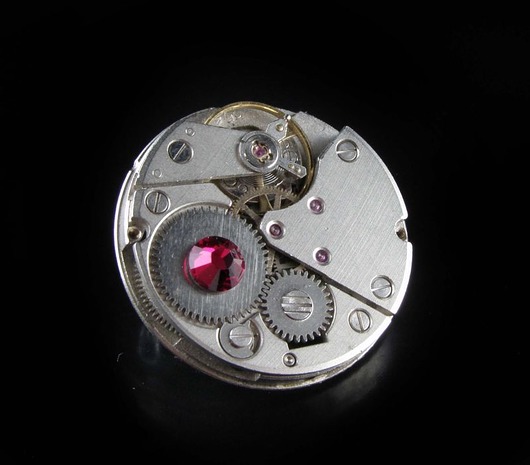 Mechaniczna broszka 106 Zegarynki