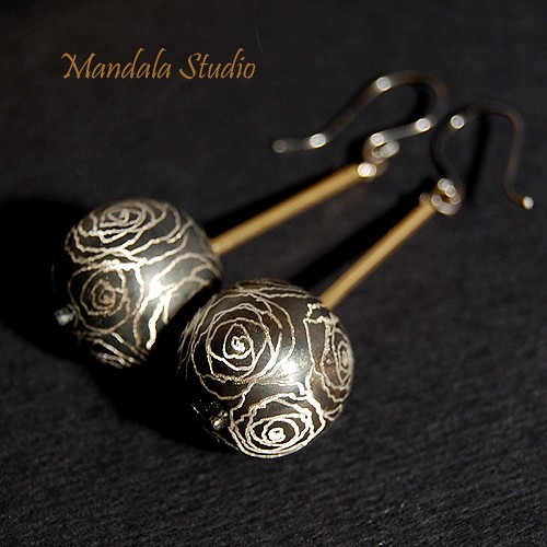 Róże w złocie Mandala Studio