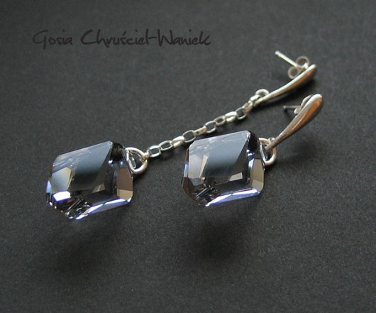 Asymetryczny kryształ Swarovski na zamówienie Gosia Chruściel-Waniek