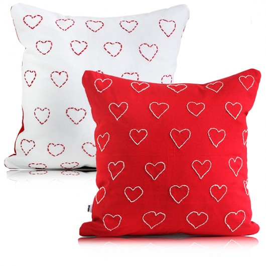 Red Hearts - 2 poduchy POSZTUCE