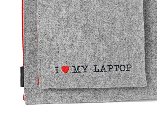 POKROWIEC NA LAPTOPA I love my laptop etui purol design