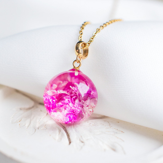 wisiory Wisiorek z gipsówką