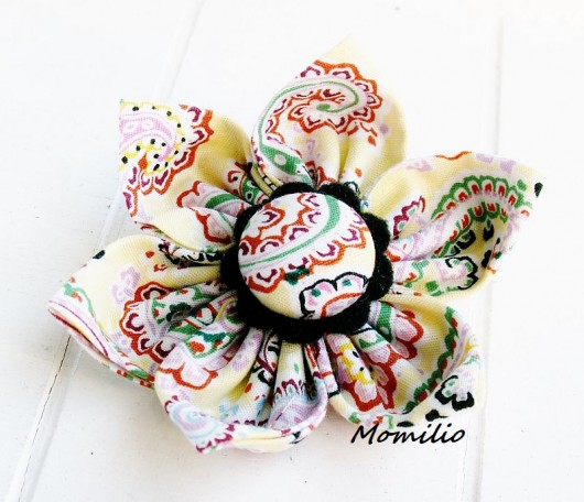 flower brooch Momilio