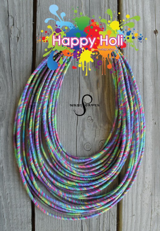 masajka "Happy Holi" 1 MARISCAPES