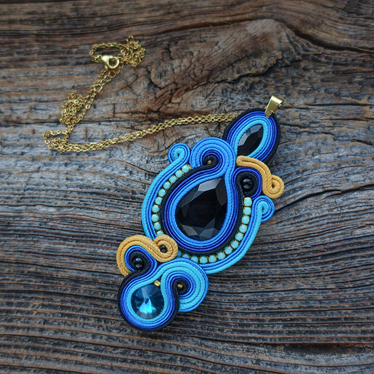wisiory Etniczny wisior soutache