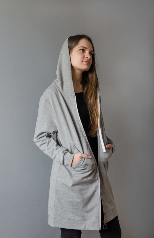 Długa bluza z kapturem-Grey Iris Majbee