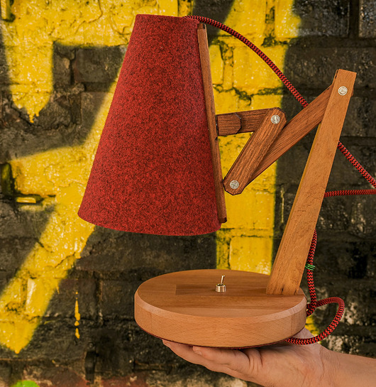 lampy stołowe ZORYA -  z upcyclingu, unikalna, regulowana, drewniana lampka biurkowa