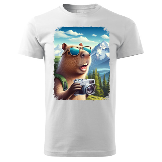 t-shirty męskie Tatra Art i kapibara turyściara z aparatem na górskim szlaku