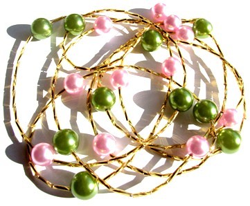 green and pink perls amanorii