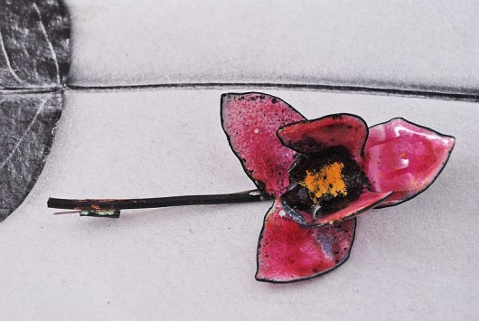 FUCHSIA ORCHID - broszka Dorota Oyrzanowska