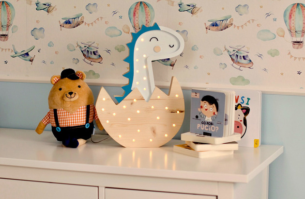 lampy do pokoju dziecka Drewniana lampka LED Dinozaur