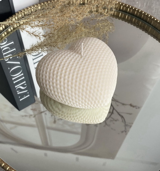 świeczniki i świece Świeca sojowa dekoracyjna "Cozy Heart" 98x40mm