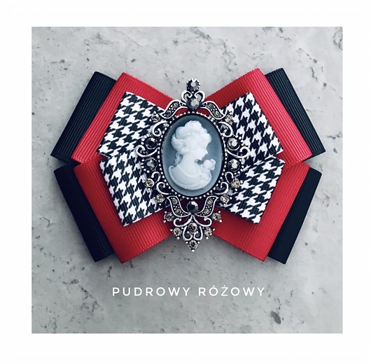 broszki Brosza Kamea Styl Glamour Dama Kameliowa