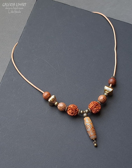 korale Agat DZI i rudraksha w niezwykłym etnicznym naszyjniku unikat handmade UNISEX