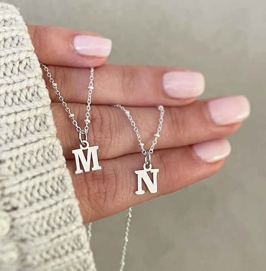 srebrne naszyjniki Naszyjnik z literką srebro 925